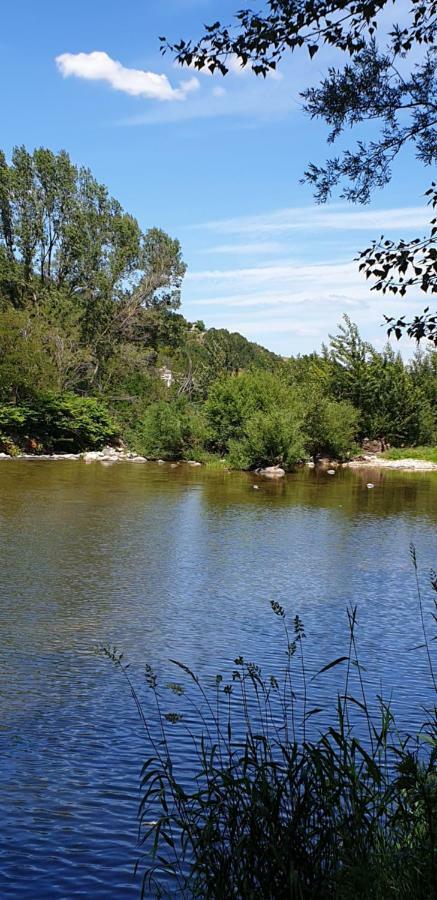 Camping Avec Piscine Et Riviere A Tournon Sur Rhone Ardeche Dış mekan fotoğraf