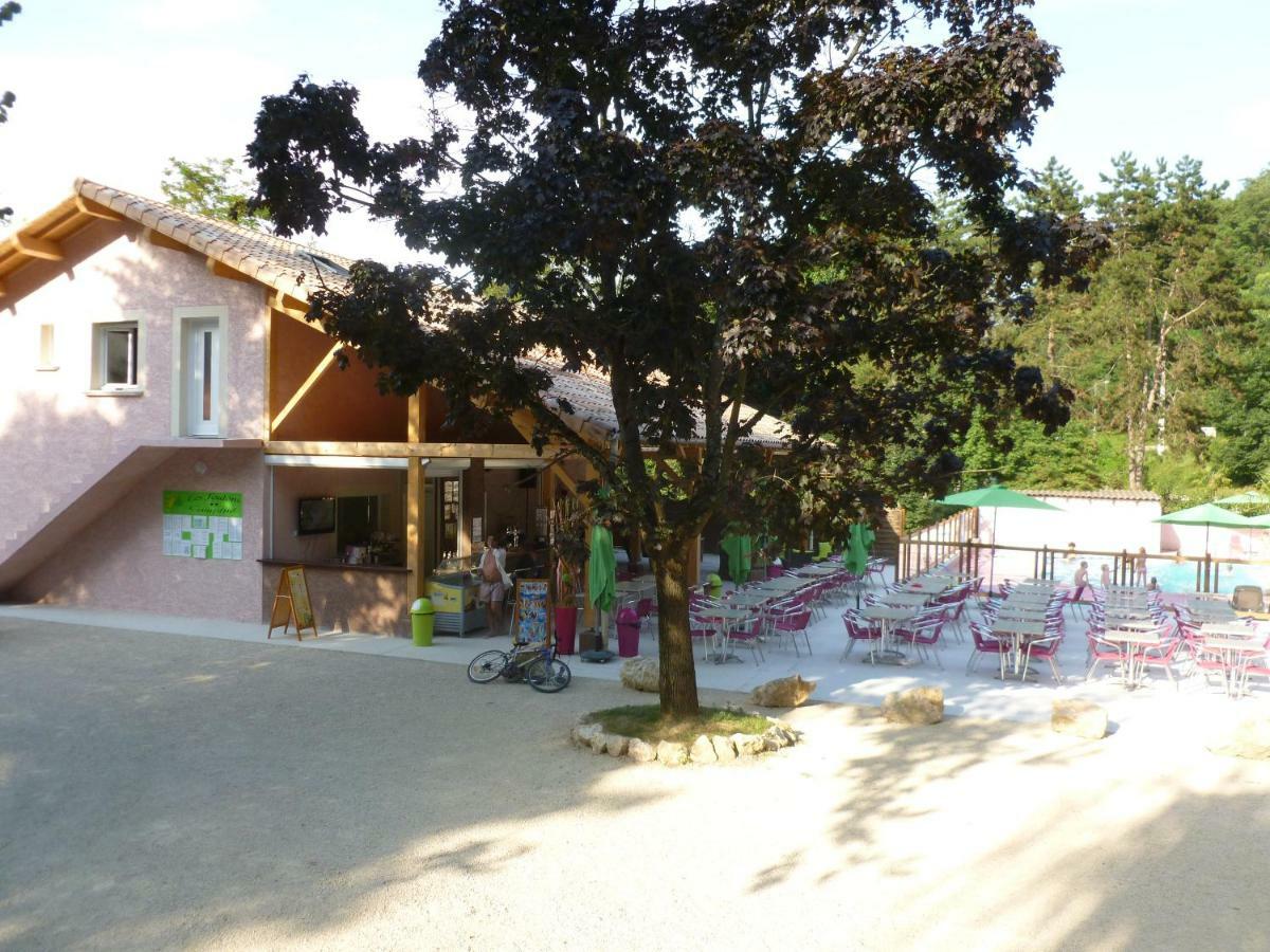 Camping Avec Piscine Et Riviere A Tournon Sur Rhone Ardeche Dış mekan fotoğraf